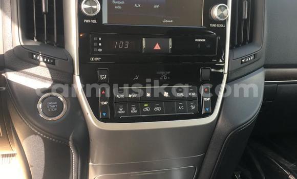 Buy Used Toyota Land Cruiser White Car in Harare in Harare Buy Used Toyota Land Cruiser White Car in Harare in Harare