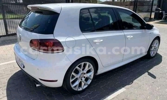 Buy Used Volkswagen Golf GTI White Car in Beitbridge in Matabeleland South Buy Used Volkswagen Golf GTI White Car in Beitbridge in Matabeleland South
