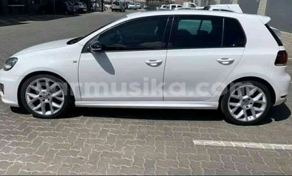 Buy Used Volkswagen Golf GTI White Car in Beitbridge in Matabeleland South Buy Used Volkswagen Golf GTI White Car in Beitbridge in Matabeleland South