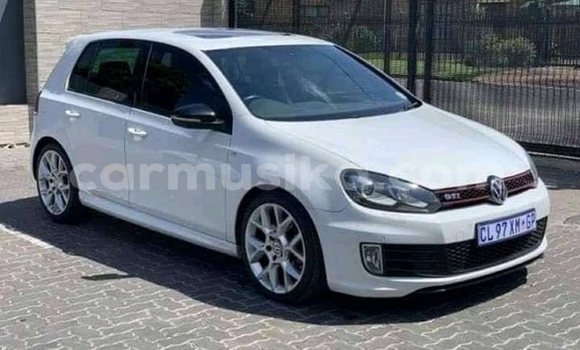 Buy Used Volkswagen Golf GTI White Car in Beitbridge in Matabeleland South Buy Used Volkswagen Golf GTI White Car in Beitbridge in Matabeleland South