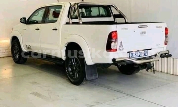 Buy Used Toyota Hilux Other Car in Beitbridge in Matabeleland South Buy Used Toyota Hilux Other Car in Beitbridge in Matabeleland South