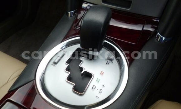 Tenga Tsaru Toyota Mark X Chena Mota in Beitbridge in Matabeleland South Tenga Tsaru Toyota Mark X Chena Mota in Beitbridge in Matabeleland South