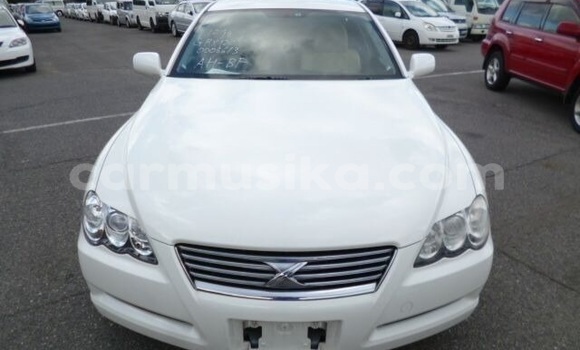 Tenga Tsaru Toyota Mark X Chena Mota in Beitbridge in Matabeleland South Tenga Tsaru Toyota Mark X Chena Mota in Beitbridge in Matabeleland South