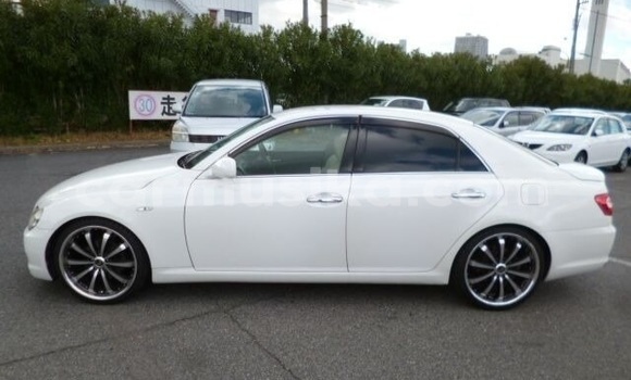 Tenga Tsaru Toyota Mark X Chena Mota in Beitbridge in Matabeleland South Tenga Tsaru Toyota Mark X Chena Mota in Beitbridge in Matabeleland South