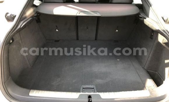 Acheter Occasion Voiture BMW X6 Blanc à Beitbridge, Matabeleland South Acheter Occasion Voiture BMW X6 Blanc à Beitbridge, Matabeleland South