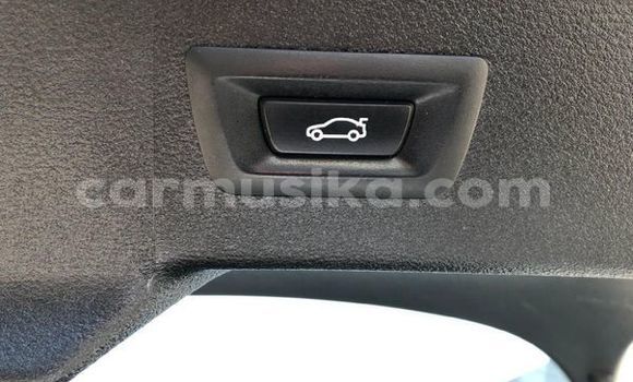 Acheter Occasion Voiture BMW X6 Blanc à Beitbridge, Matabeleland South Acheter Occasion Voiture BMW X6 Blanc à Beitbridge, Matabeleland South