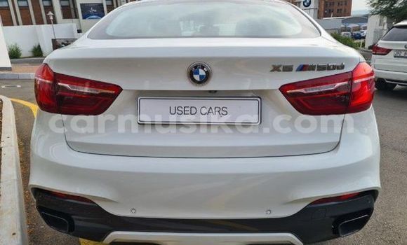 Acheter Occasion Voiture BMW X6 Blanc à Beitbridge, Matabeleland South Acheter Occasion Voiture BMW X6 Blanc à Beitbridge, Matabeleland South