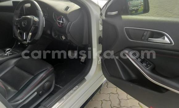 Acheter Occasion Voiture Mercedes‒Benz A-klasse Blanc à Beitbridge, Matabeleland South Acheter Occasion Voiture Mercedes‒Benz A-klasse Blanc à Beitbridge, Matabeleland South