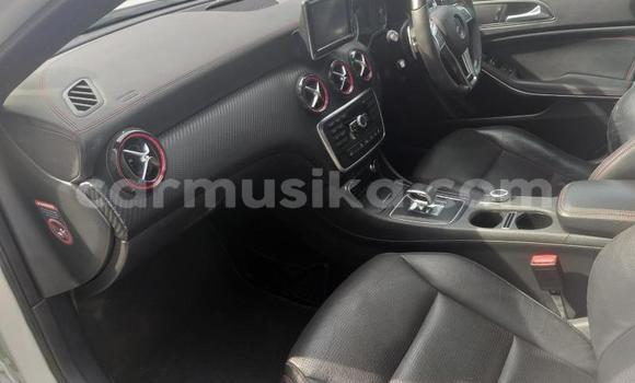 Acheter Occasion Voiture Mercedes‒Benz A-klasse Blanc à Beitbridge, Matabeleland South Acheter Occasion Voiture Mercedes‒Benz A-klasse Blanc à Beitbridge, Matabeleland South