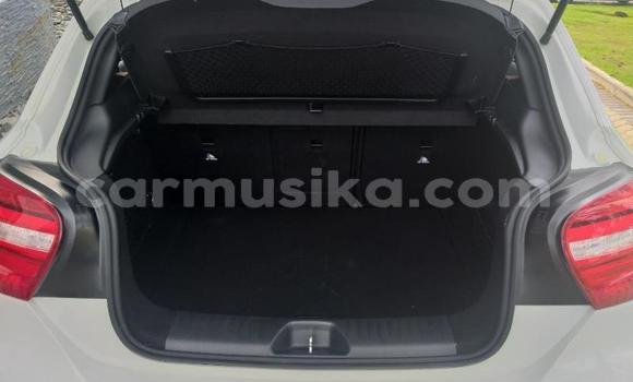 Acheter Occasion Voiture Mercedes‒Benz A-klasse Blanc à Beitbridge, Matabeleland South Acheter Occasion Voiture Mercedes‒Benz A-klasse Blanc à Beitbridge, Matabeleland South