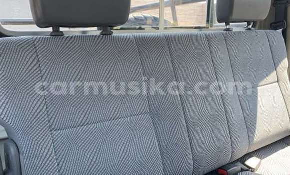 Acheter Occasion Voiture Toyota Land Cruiser Blanc à Beitbridge, Matabeleland South Acheter Occasion Voiture Toyota Land Cruiser Blanc à Beitbridge, Matabeleland South