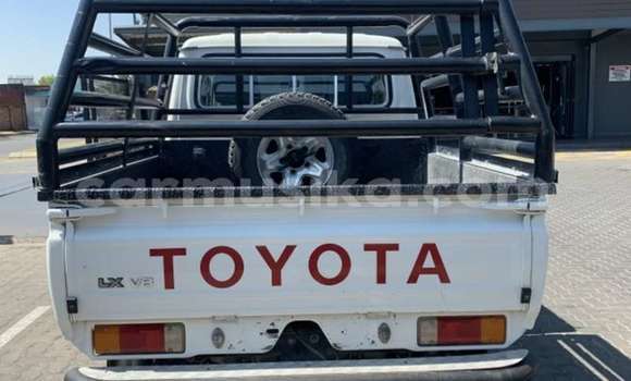 Acheter Occasion Voiture Toyota Land Cruiser Blanc à Beitbridge, Matabeleland South Acheter Occasion Voiture Toyota Land Cruiser Blanc à Beitbridge, Matabeleland South
