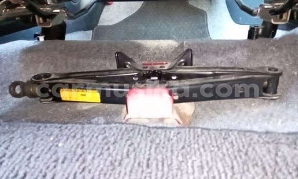 Nunua Ilio tumika Toyota Vitz Nyekundu Gari ndani ya Beitbridge nchini Matabeleland Kusini Nunua Ilio tumika Toyota Vitz Nyekundu Gari ndani ya Beitbridge nchini Matabeleland Kusini