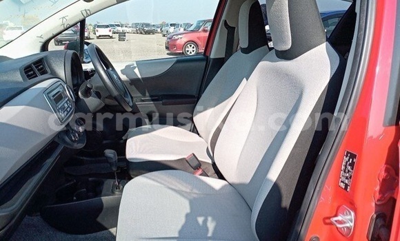 Nunua Ilio tumika Toyota Vitz Nyekundu Gari ndani ya Beitbridge nchini Matabeleland Kusini Nunua Ilio tumika Toyota Vitz Nyekundu Gari ndani ya Beitbridge nchini Matabeleland Kusini