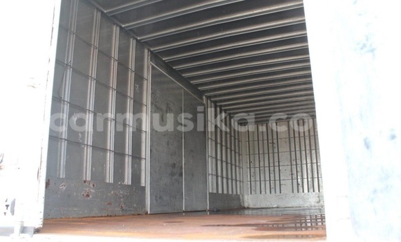 Acheter Occasion Utilitaire Hino 300 Series Blanc à Beitbridge, Matabeleland South Acheter Occasion Utilitaire Hino 300 Series Blanc à Beitbridge, Matabeleland South