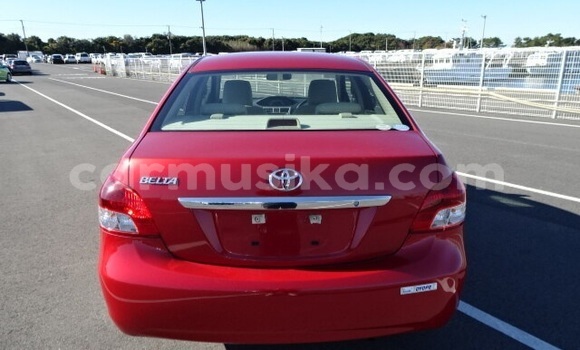 Nunua Ilio tumika Toyota Belta Nyekundu Gari ndani ya Beitbridge nchini Matabeleland Kusini Nunua Ilio tumika Toyota Belta Nyekundu Gari ndani ya Beitbridge nchini Matabeleland Kusini