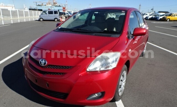 Nunua Ilio tumika Toyota Belta Nyekundu Gari ndani ya Beitbridge nchini Matabeleland Kusini Nunua Ilio tumika Toyota Belta Nyekundu Gari ndani ya Beitbridge nchini Matabeleland Kusini