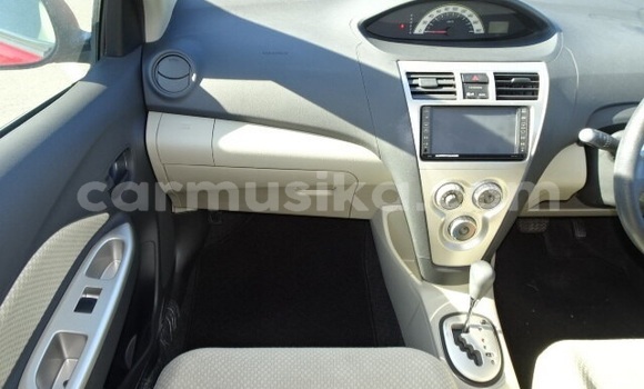 Nunua Ilio tumika Toyota Belta Nyekundu Gari ndani ya Beitbridge nchini Matabeleland Kusini Nunua Ilio tumika Toyota Belta Nyekundu Gari ndani ya Beitbridge nchini Matabeleland Kusini