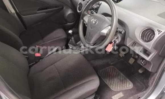 Acheter Occasion Voiture Toyota Etios Autre à Beitbridge, Matabeleland South Acheter Occasion Voiture Toyota Etios Autre à Beitbridge, Matabeleland South