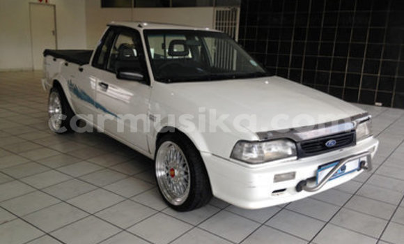 Tenga Tsaru Ford Pickup Chena Mota in Beitbridge in Matabeleland South Tenga Tsaru Ford Pickup Chena Mota in Beitbridge in Matabeleland South