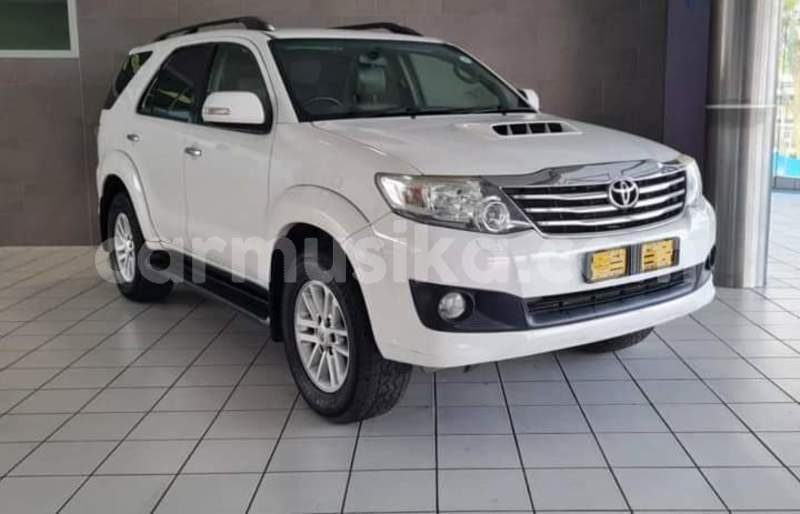 Big with watermark toyota fortuner matabeleland south beitbridge 26157