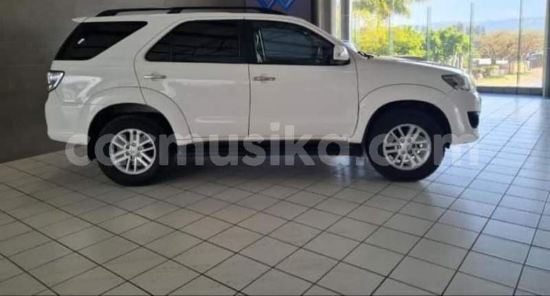 Big with watermark toyota fortuner matabeleland south beitbridge 26157