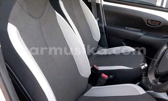 Buy Used Toyota Aygo White Car in Beitbridge in Matabeleland South Buy Used Toyota Aygo White Car in Beitbridge in Matabeleland South