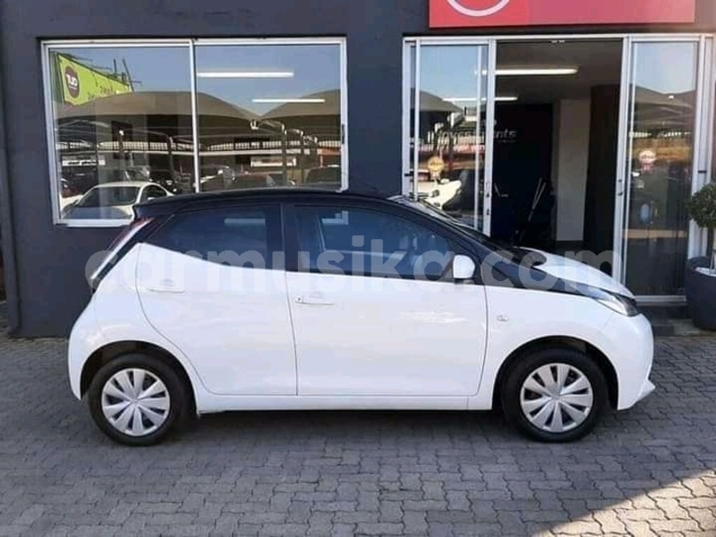 Big with watermark toyota aygo matabeleland south beitbridge 26158