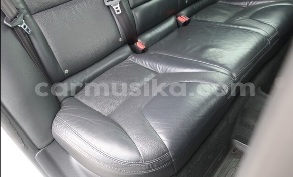 Acheter Occasion Voiture Volvo V60 Blanc à Beitbridge, Matabeleland South Acheter Occasion Voiture Volvo V60 Blanc à Beitbridge, Matabeleland South