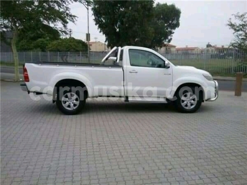 Big with watermark toyota hilux matabeleland south beitbridge 26167