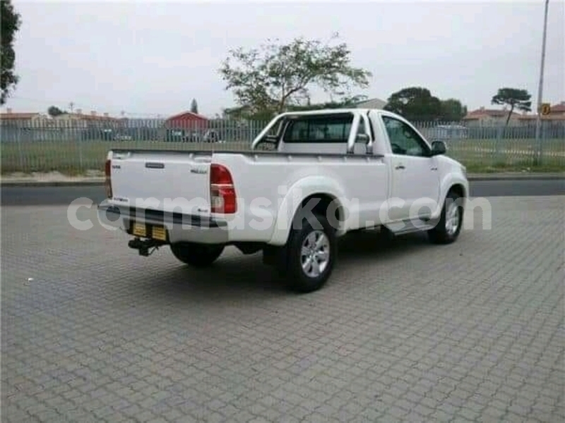 Big with watermark toyota hilux matabeleland south beitbridge 26167