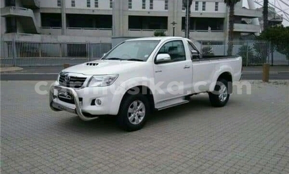 Buy Used Toyota Hilux Other Car in Beitbridge in Matabeleland South Buy Used Toyota Hilux Other Car in Beitbridge in Matabeleland South
