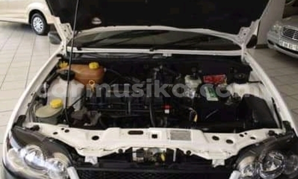 Buy Used Ford Capri White Car in Beitbridge in Matabeleland South Buy Used Ford Capri White Car in Beitbridge in Matabeleland South