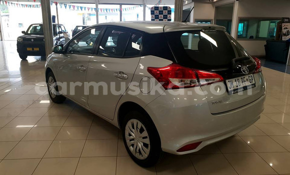 Buy Used Toyota Yaris Silver Car in Beitbridge in Matabeleland South Buy Used Toyota Yaris Silver Car in Beitbridge in Matabeleland South