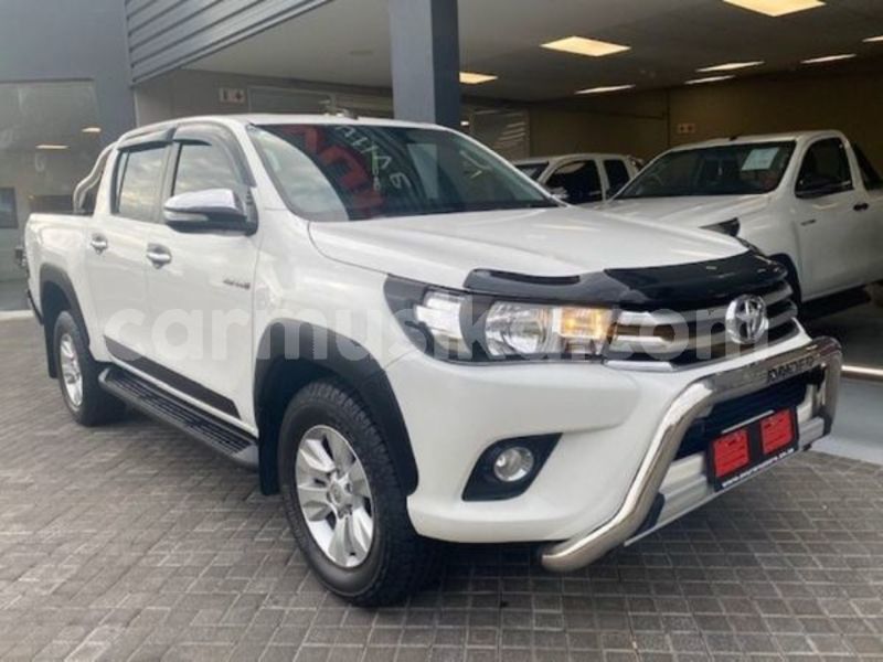 Big with watermark toyota hilux matabeleland south beitbridge 26173