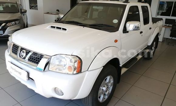 Buy Used Nissan Hardbody White Car in Beitbridge in Matabeleland South Buy Used Nissan Hardbody White Car in Beitbridge in Matabeleland South