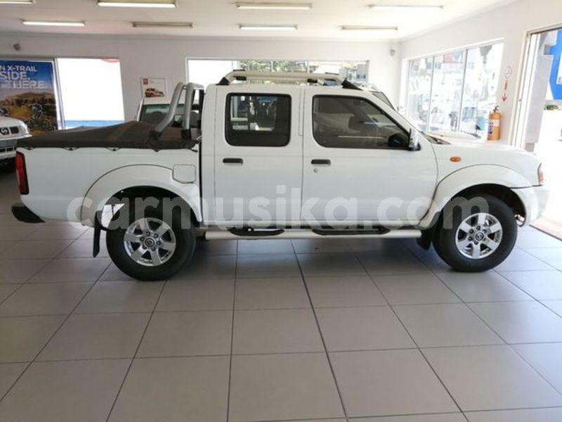 Big with watermark nissan hardbody matabeleland south beitbridge 26176