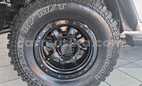 Nunua Ilio tumika Jeep Wrangler Nyeupe Gari ndani ya Beitbridge nchini Matabeleland Kusini Nunua Ilio tumika Jeep Wrangler Nyeupe Gari ndani ya Beitbridge nchini Matabeleland Kusini