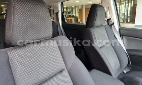 Buy Used Honda CR–V Silver Car in Beitbridge in Matabeleland South Buy Used Honda CR–V Silver Car in Beitbridge in Matabeleland South