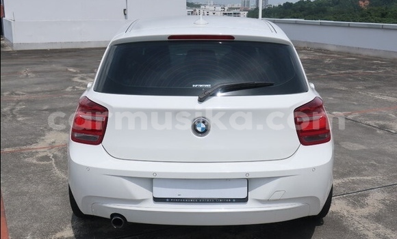 Nunua Ilio tumika BMW 1-Series Nyeupe Gari ndani ya Beitbridge nchini Matabeleland Kusini Nunua Ilio tumika BMW 1-Series Nyeupe Gari ndani ya Beitbridge nchini Matabeleland Kusini