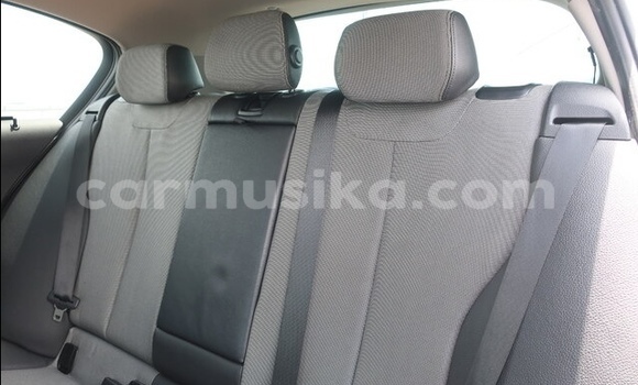 Nunua Ilio tumika BMW 1-Series Nyeupe Gari ndani ya Beitbridge nchini Matabeleland Kusini Nunua Ilio tumika BMW 1-Series Nyeupe Gari ndani ya Beitbridge nchini Matabeleland Kusini