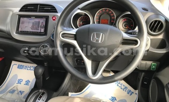 Buy Used Honda Fit Red Car in Beitbridge in Matabeleland South Buy Used Honda Fit Red Car in Beitbridge in Matabeleland South