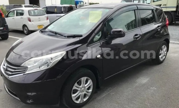 Buy Used Nissan Note Black Car in Beitbridge in Matabeleland South