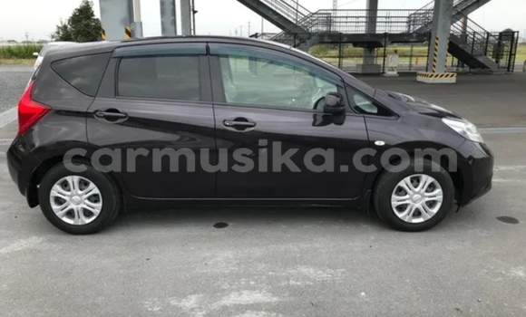 Nunua Ilio tumika Nissan Note Nyeusi Gari ndani ya Beitbridge nchini Matabeleland Kusini Nunua Ilio tumika Nissan Note Nyeusi Gari ndani ya Beitbridge nchini Matabeleland Kusini