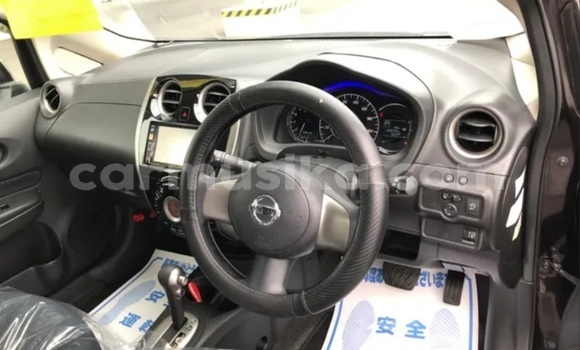 Nunua Ilio tumika Nissan Note Nyeusi Gari ndani ya Beitbridge nchini Matabeleland Kusini Nunua Ilio tumika Nissan Note Nyeusi Gari ndani ya Beitbridge nchini Matabeleland Kusini