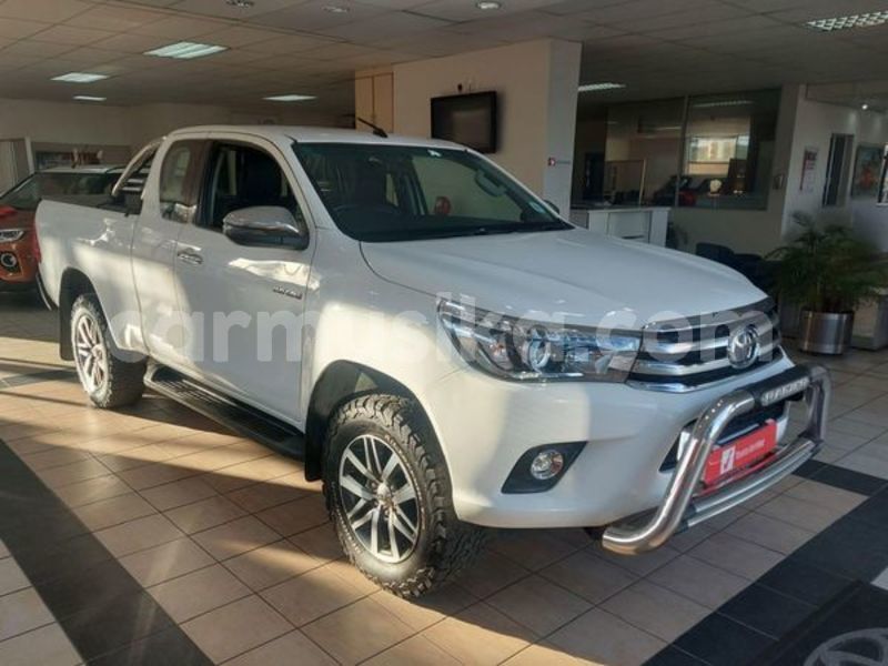 Big with watermark toyota hilux matabeleland south beitbridge 26197