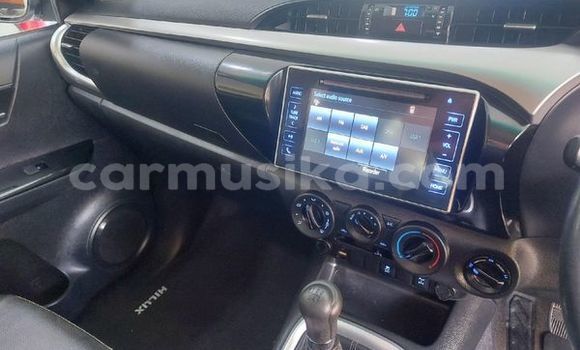 Tenga Tsaru Toyota Hilux Chena Mota in Beitbridge in Matabeleland South Tenga Tsaru Toyota Hilux Chena Mota in Beitbridge in Matabeleland South