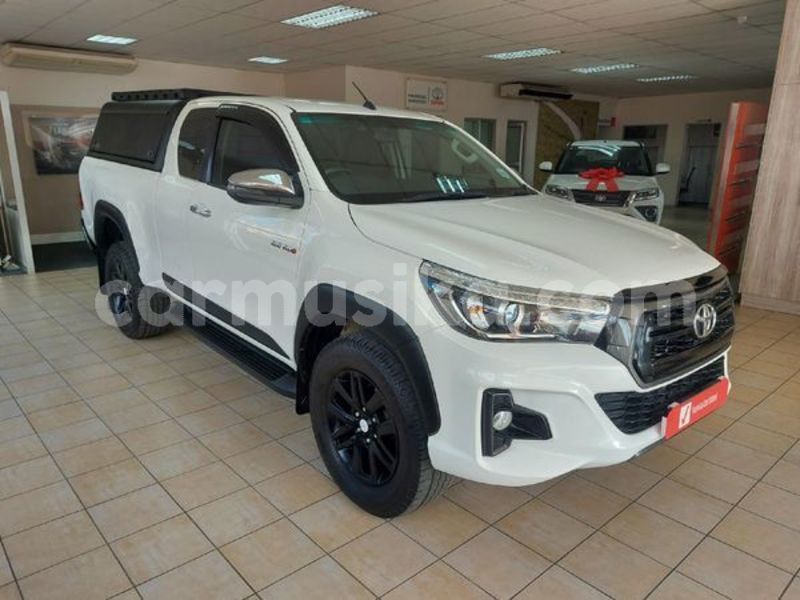 Big with watermark toyota hilux matabeleland south beitbridge 26201