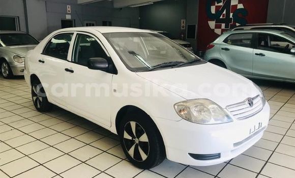 Nunua Ilio tumika Toyota Corolla Nyeupe Gari ndani ya Beitbridge nchini Matabeleland Kusini
