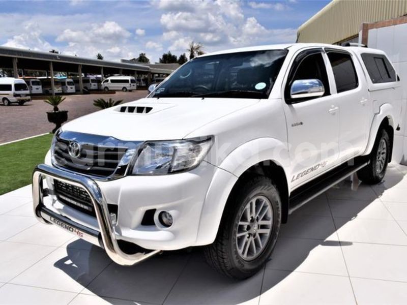 Big with watermark toyota hilux matabeleland south beitbridge 26203